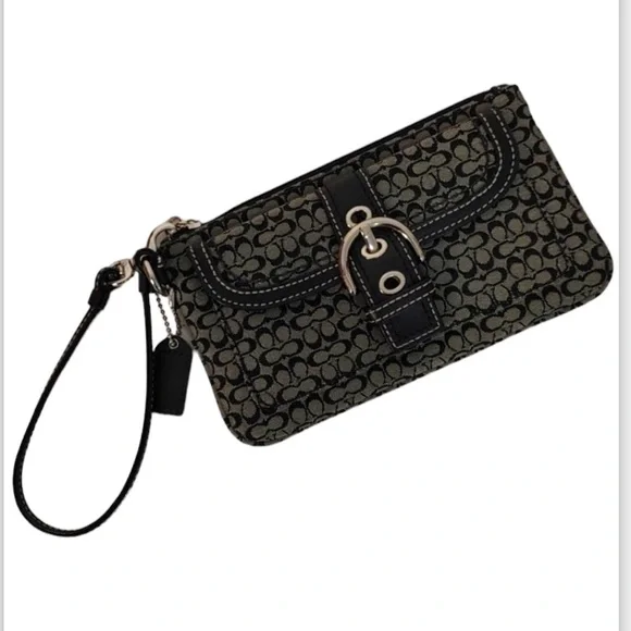 - Coach Wrislet - Picture 3 of 10